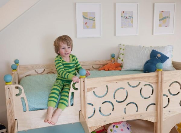 Кровать для ребенка - какой она должна быть?
