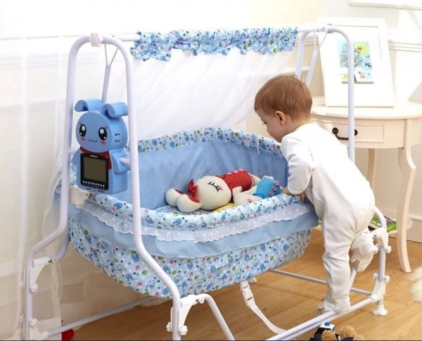 Кроватка-качели для новорожденных